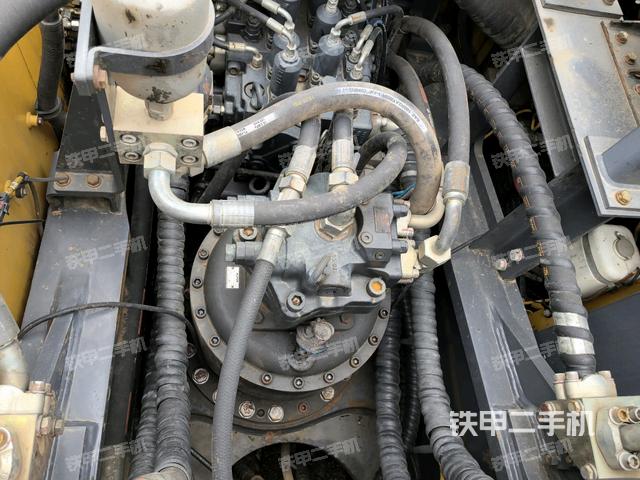 駕駛室頂部俯視(上車部件) 駕駛室頂部俯視(上車部件)