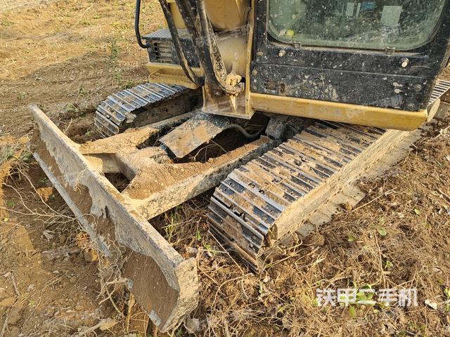 小臂整體左后（工作和回轉(zhuǎn)裝置）