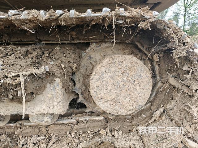 右側(cè)履帶整體（行走機(jī)構(gòu)）