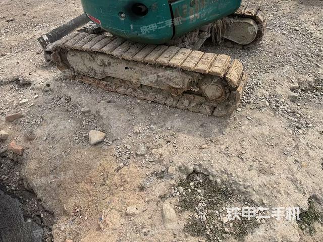 左側(cè)履帶整體?（行走機(jī)構(gòu)）