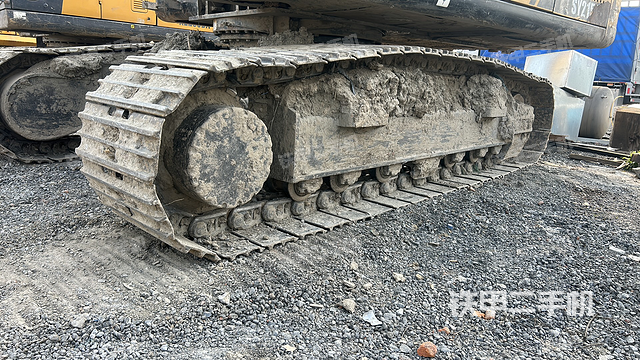 单侧履带整体（整机外观）