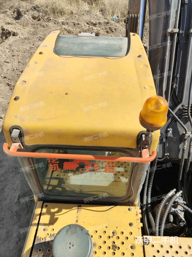 駕駛室頂部（整機(jī)外觀）