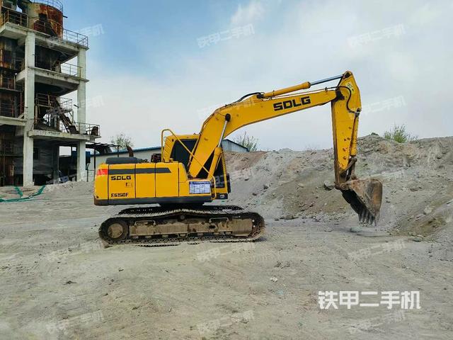 整機(jī)右后45°(整機(jī)外觀) 整機(jī)右后45°(整機(jī)外觀)