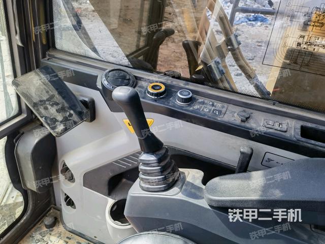 顯示屏?（駕駛室部分）