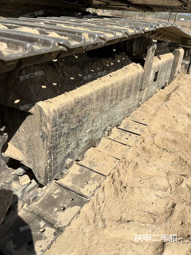 單側(cè)履帶整體（整機外觀）