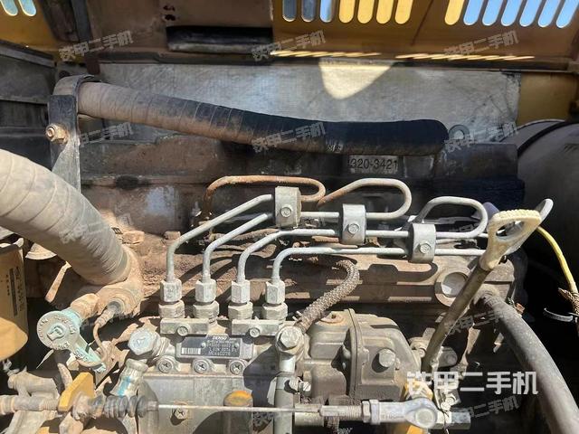 發(fā)動(dòng)機(jī)整體俯視（整機(jī)外觀）