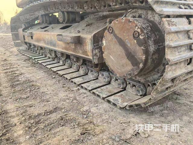 单侧履带整体（整机外观）