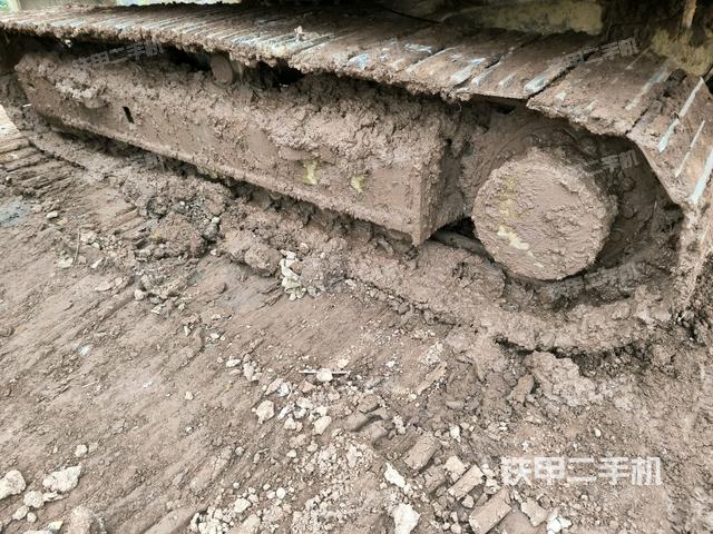 右側(cè)履帶整體（行走機(jī)構(gòu)）