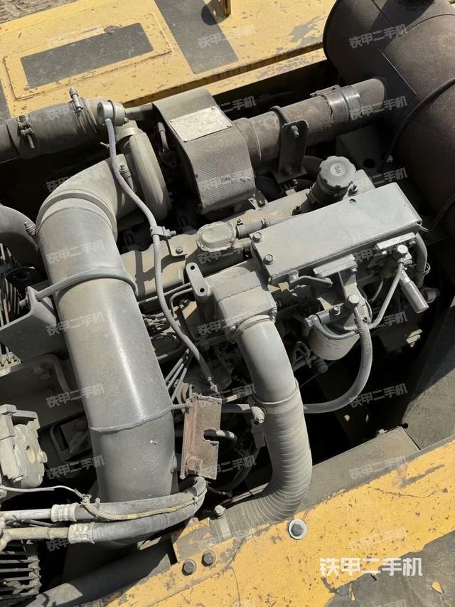 發(fā)動(dòng)機(jī)整體俯視（整機(jī)外觀）