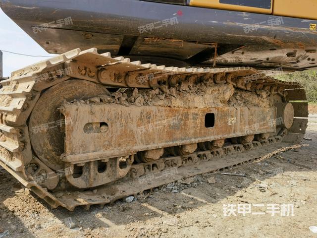 左側(cè)履帶整體?（行走機(jī)構(gòu)）