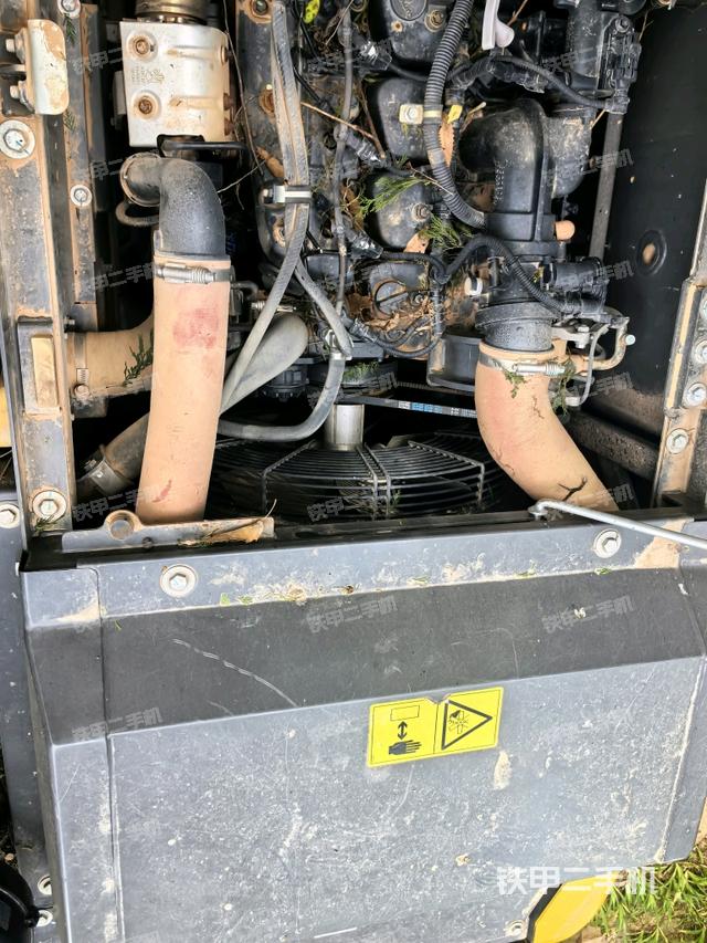 發(fā)動機(jī)室(上車部件) 發(fā)動機(jī)室(上車部件)