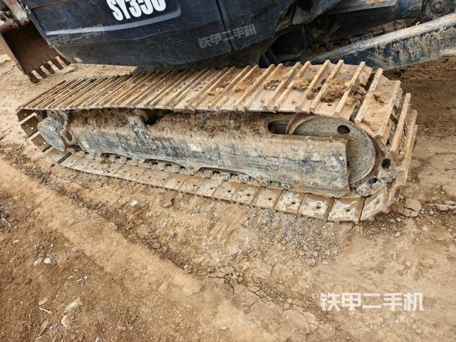 左側(cè)履帶整體?（行走機(jī)構(gòu)）