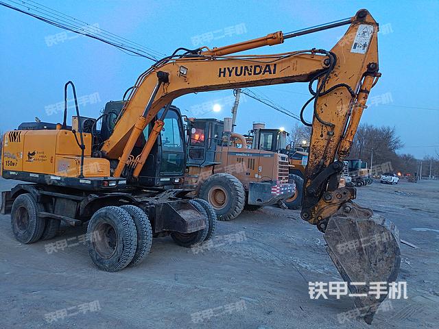 单侧履带整体（整机外观）