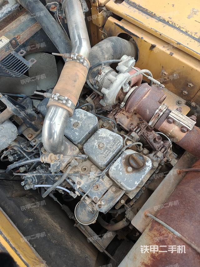 發(fā)動(dòng)機(jī)整體俯視（整機(jī)外觀）