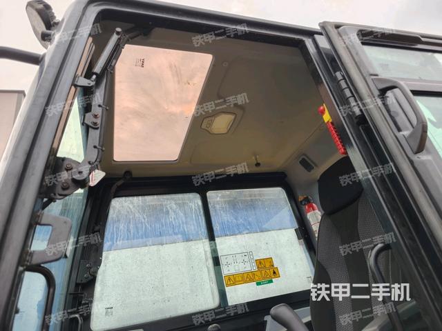 頂棚整體(駕駛室部分) 頂棚整體(駕駛室部分)