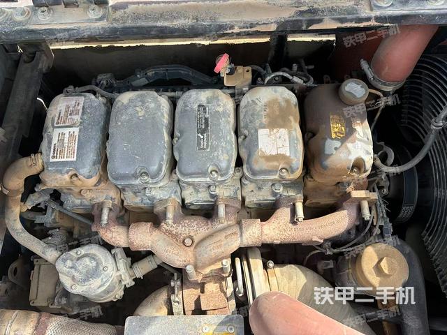 發(fā)動(dòng)機(jī)整體俯視（整機(jī)外觀）