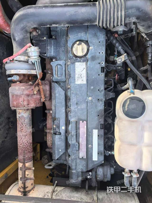 发动机整体俯视（整机外观）