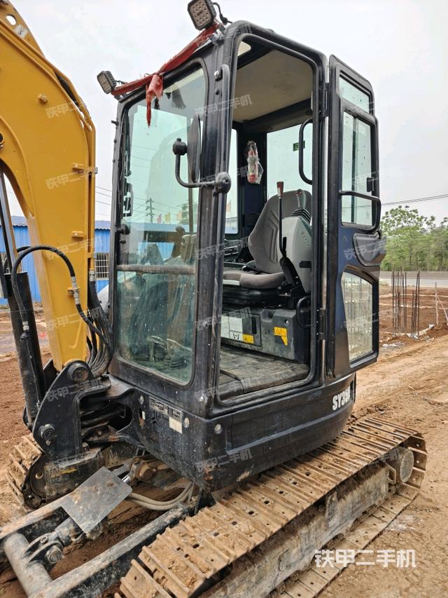 ?駕駛室正側(cè)（駕駛室部分）