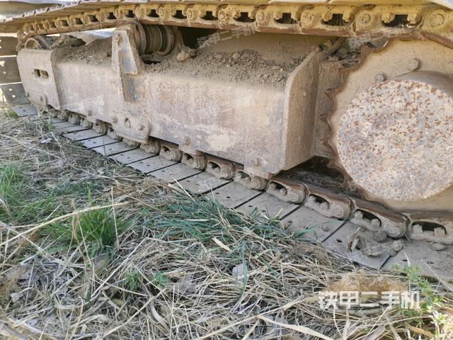左側(cè)履帶整體?（行走機(jī)構(gòu)）
