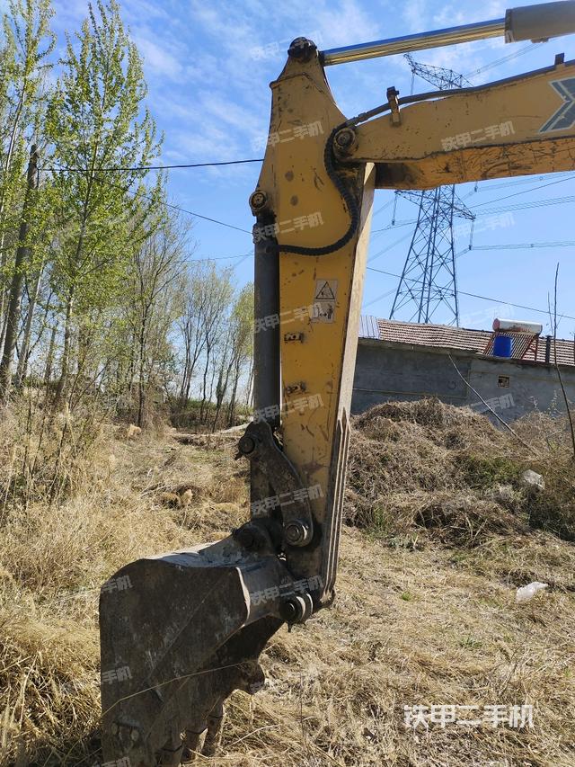 鏟斗右后整體（工作和回轉(zhuǎn)裝置）