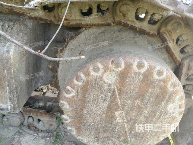 左托鏈輪和鏈筋(行走機構(gòu)) 左托鏈輪和鏈筋(行走機構(gòu))