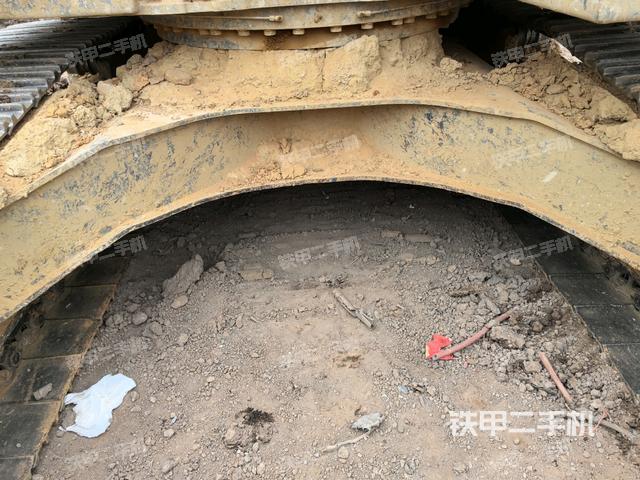 大臂根部?斜視(工作和回轉(zhuǎn)裝置) 大臂根部?斜視(工作和回轉(zhuǎn)裝置)