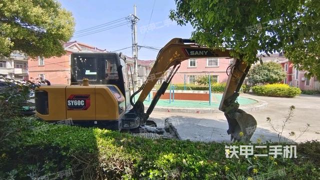 右后45(整機(jī)外觀) 右后45(整機(jī)外觀)