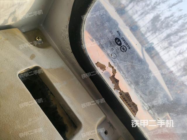 后窗玻璃角標(biāo)（駕駛室部分）