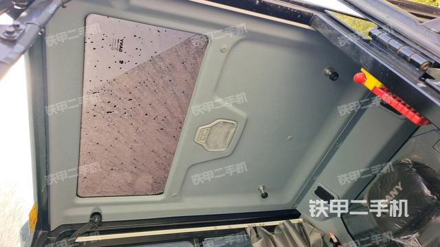 頂棚整體(駕駛室部分) 頂棚整體(駕駛室部分)