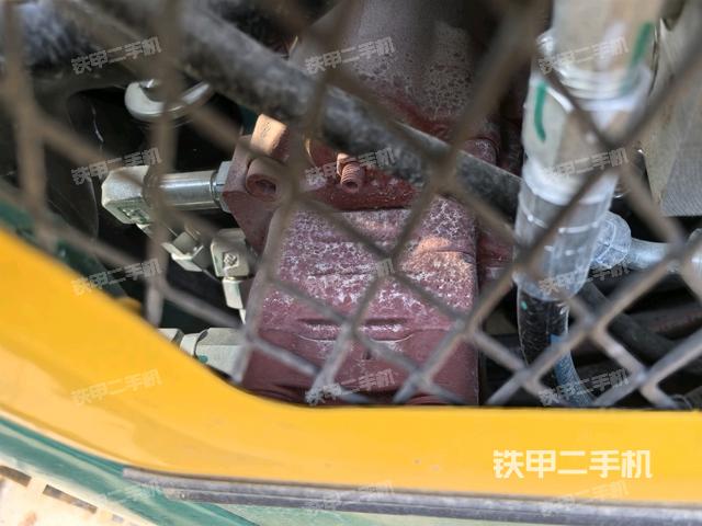 液壓泵室(大件艙室) 液壓泵室(大件艙室)