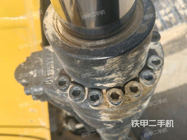 大臂背部俯視(工作和回轉裝置) 大臂背部俯視(工作和回轉裝置)