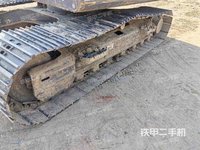 單側(cè)履帶整體（整機外觀）