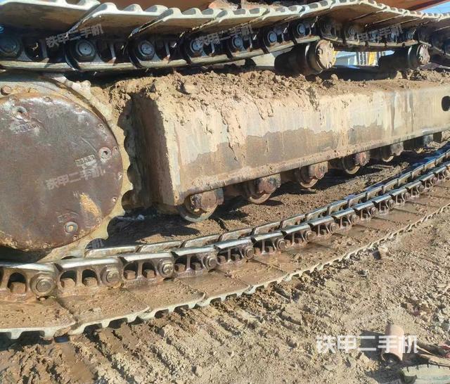 单侧履带整体（整机外观）