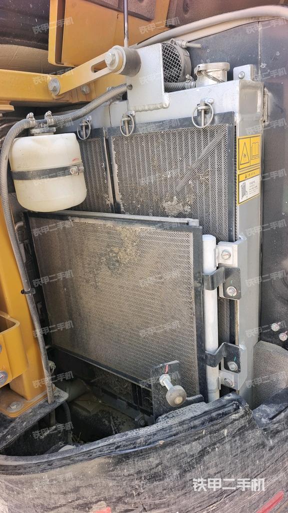 散熱器室(大件艙室) 散熱器室(大件艙室)
