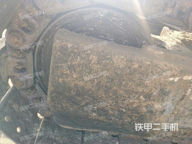 右側行走馬達蓋板(行走機構) 右側行走馬達蓋板(行走機構)