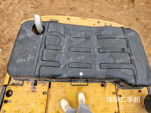 發(fā)動機室(上車部件) 發(fā)動機室(上車部件)