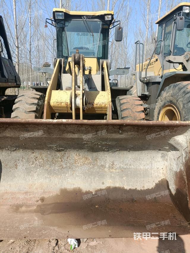 工作裝置整體(整機外觀及大件) 工作裝置整體(整機外觀及大件)