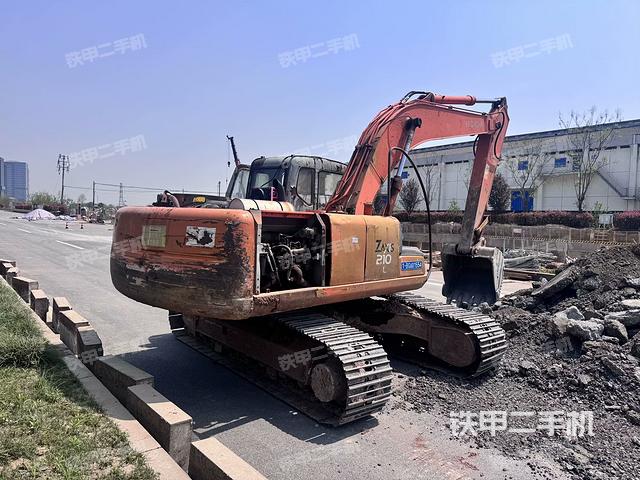 右后45(整機(jī)外觀) 右后45(整機(jī)外觀)