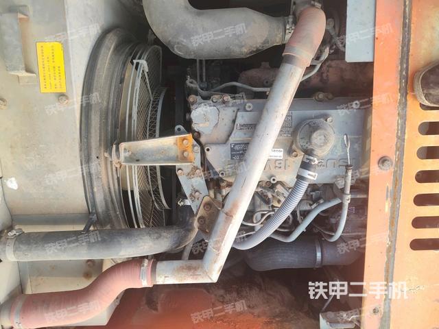 發(fā)動機(jī)整體俯視(整機(jī)外觀) 發(fā)動機(jī)整體俯視(整機(jī)外觀)