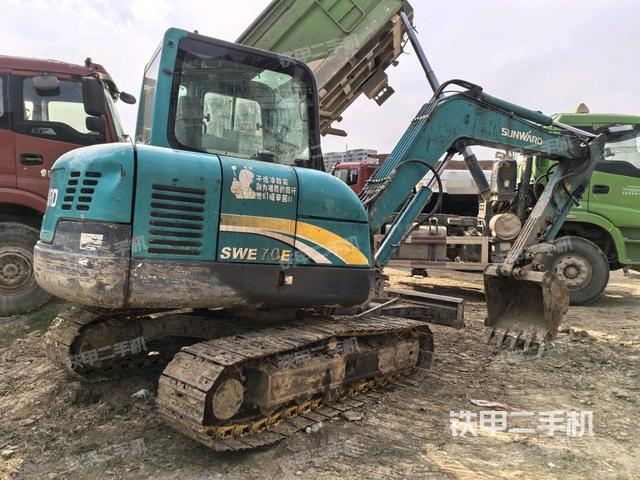 整機(jī)右后45°（整機(jī)外觀）