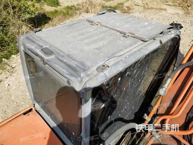 駕駛室頂部俯視（上車部件）