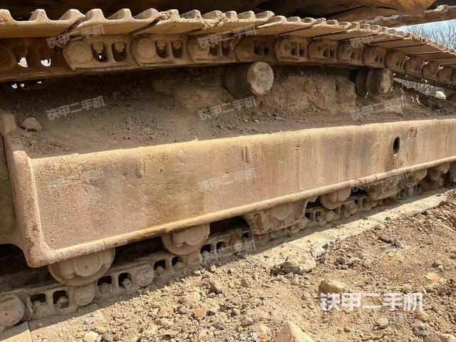 單側(cè)履帶整體（整機外觀）