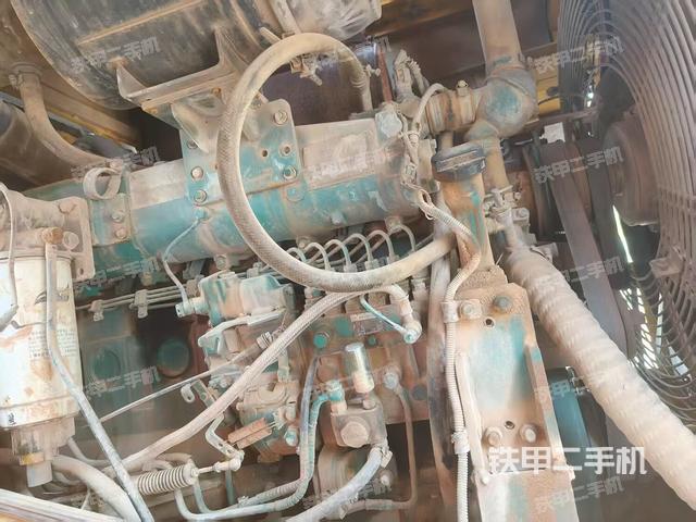 發(fā)動機(jī)右側(cè)(整機(jī)外觀及大件) 發(fā)動機(jī)右側(cè)(整機(jī)外觀及大件)