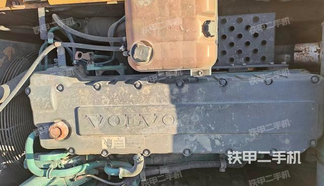 发动机整体俯视（整机外观）