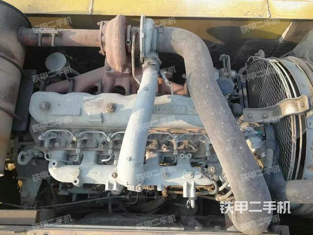 發(fā)動機(jī)整體俯視(整機(jī)外觀) 發(fā)動機(jī)整體俯視(整機(jī)外觀)