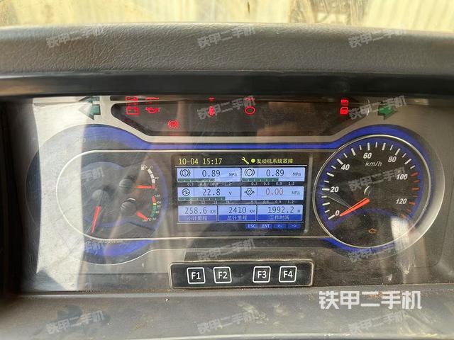 駕駛室操作臺(設(shè)備外觀及核心部件) 駕駛室操作臺(設(shè)備外觀及核心部件)