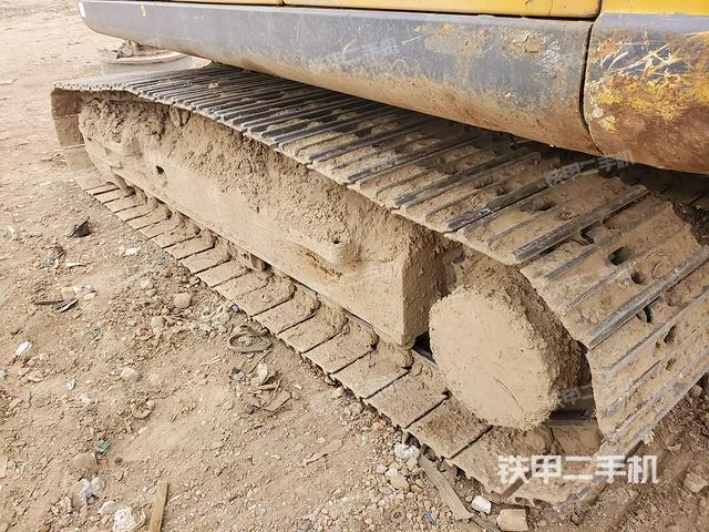 右側(cè)履帶整體(行走機(jī)構(gòu)) 右側(cè)履帶整體(行走機(jī)構(gòu))