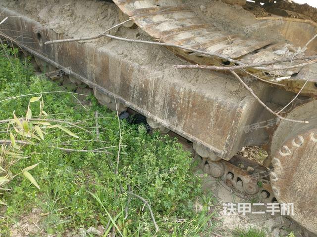 左側(cè)行走馬達蓋板(行走機構(gòu)) 左側(cè)行走馬達蓋板(行走機構(gòu))