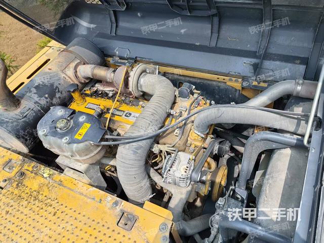 發(fā)動機整體俯視（整機外觀）