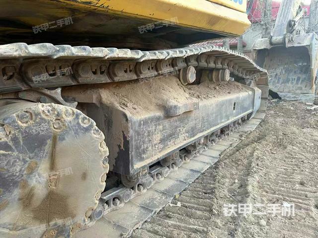 单侧履带整体（整机外观）